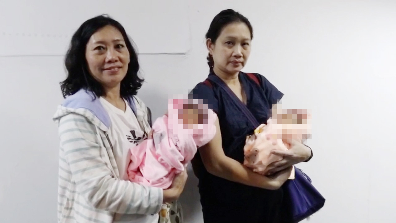 พบทารกแฝดถูกทิ้งบนสะพานคนข้ามใกล้สนามบินดอนเมือง จนท.ช่วยปลอดภัย