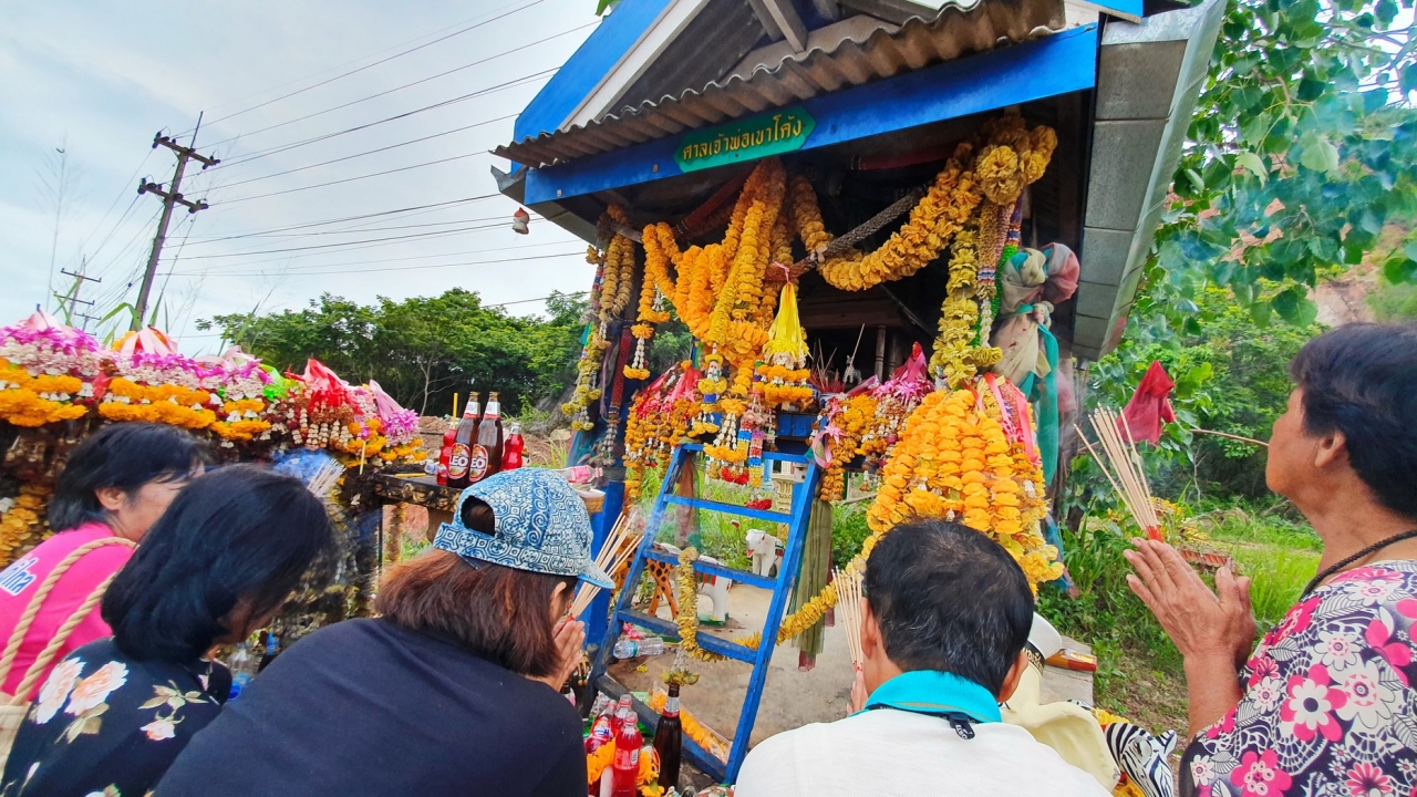 เรื่องเล่าจากแดนประหาร นาทีเสียงร้องระงม จุดธูปวอน อย่ารื้อ "ศาลเจ้าพ่อแขก"