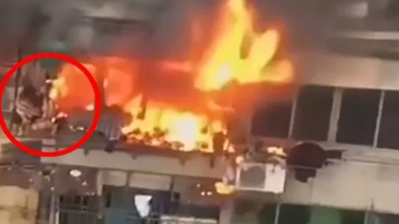 ไฟไหม้อพาร์ตเมนต์ครอบครัวจีนหมดทางหนี พ่อใช้ร่างบังลูกเมียโดนคลอกสาหัส (คลิป)