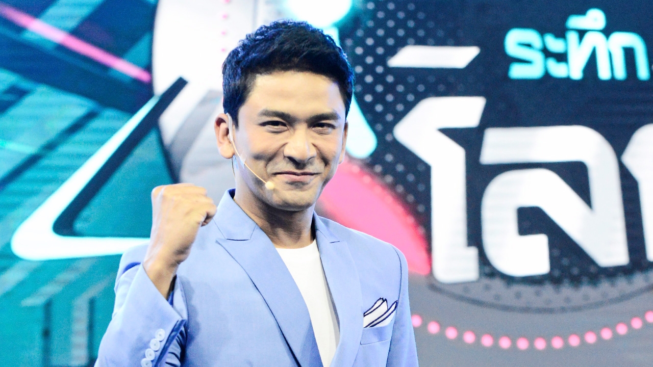 “ป๋อ ณัฐวุฒิ” ไม่เคยยึดติดคำว่า “พระเอก” ยกให้ “เอ๋” ยืนหนึ่ง!! พร้อมซัพพอร์ต “เมีย”