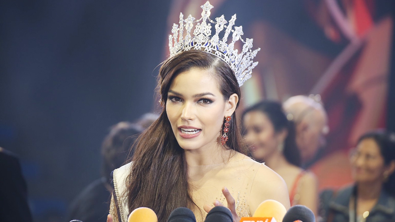 เปิดประวัติ ฟ้าใส ปวีณสุดา มิสยูนิเวิร์สไทยแลนด์ ผู้ไม่ยอมแพ้โชคชะตา