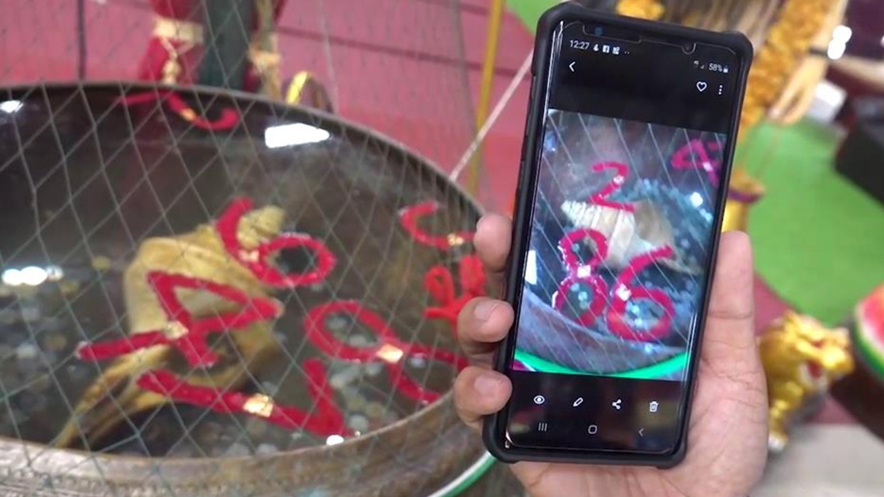 เฮงอีกเด้ง ผู้รับเหมาถูกหวย 70 ใบ หลังถวาย 1 ล้านแก้บนฤๅษีเณร 