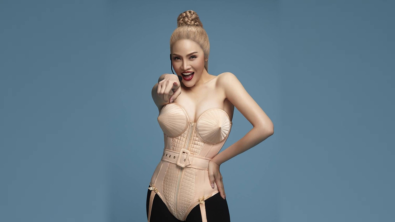 อรอนงค์ โชว์ดูม 47 ยังเด็ดมาก เซ็กซี่ไม่เคยเห็นจนต้องขยี้ตาแป๊บ