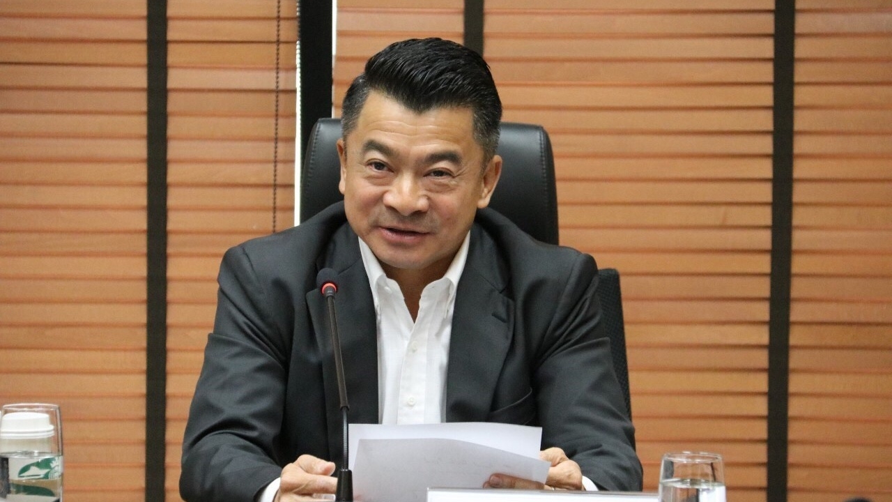 "พ.อ.เศรษฐพงศ์"เขาคือใคร ไขข้องใจ ทำไมไม่ต้องพึ่ง"นาที"ก็ได้เป็นส.ส. 