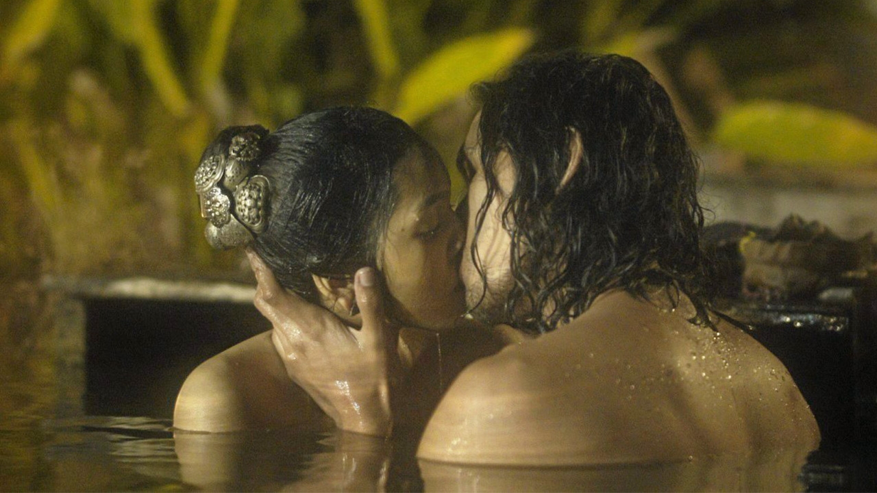 "วิว-บีลรู้" บรรยากาศเป็นใจ เลิฟซีนกลางคลอง