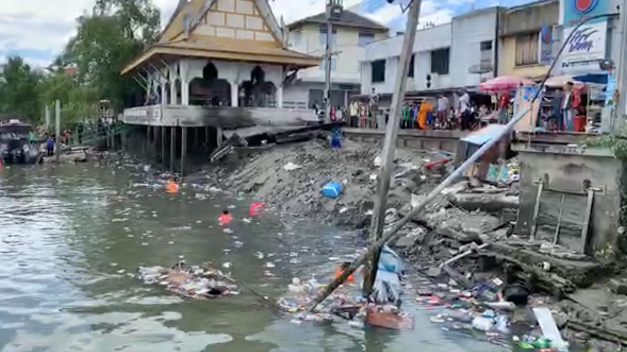 ด่วน ศาลาขนาดใหญ่ สไลด์ลงน้ำแม่กลอง เจ็บนับสิบ เร่งดำค้นหาผู้สูญหาย