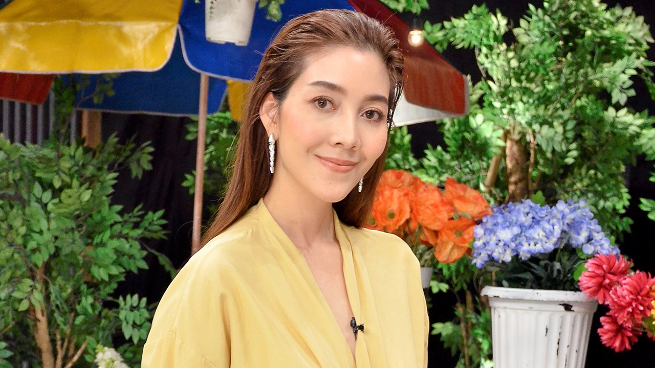 “วุ้นเส้น” ไม่ติด รับบทแม่ค้าท้าแดด!