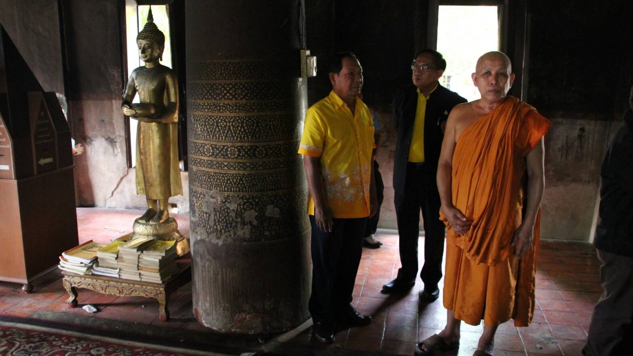 กรมศิลป์ฯ ลงตรวจอุโบสถวัดราชบูรณะพิษณุโลก ที่ถูกไฟไหม้เสียหาย