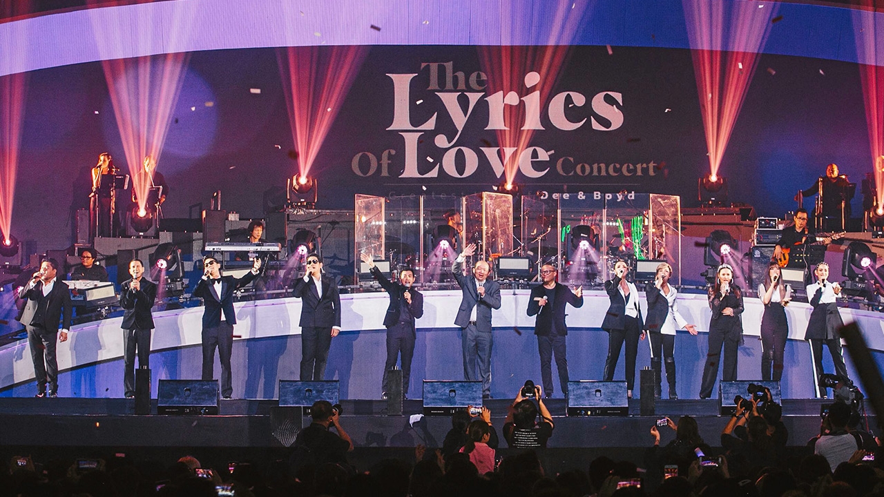 แก๊งลูกสาวพี่ดี้-ศิลปินน้องรักบอย จัดเต็ม! The Lyrics Of Love : Greatest Hits Of Dee Boyd