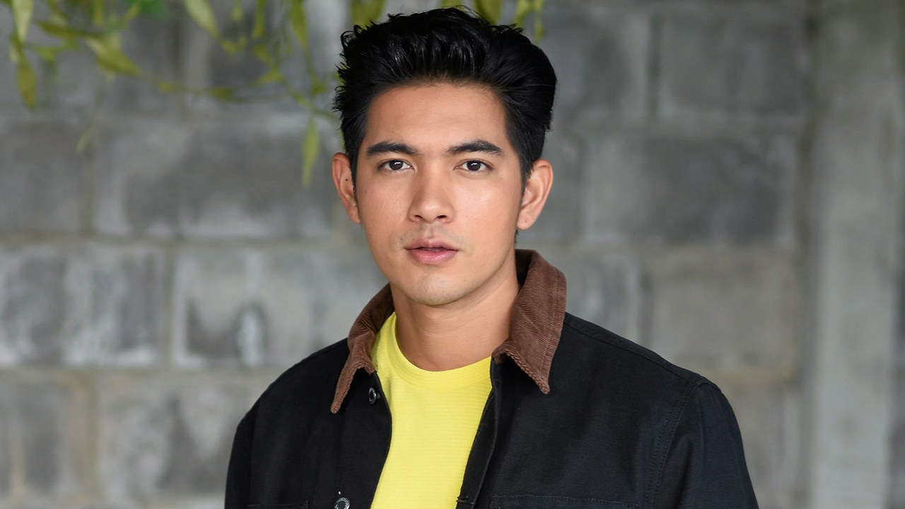 "เข้ม" เลิฟซีน "นาว" ดุเดือด ดี ใจแฟนๆ สวมรอยตัดต่อ ภาพสวีต