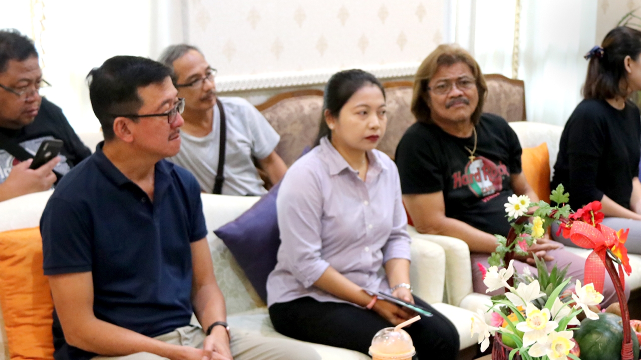 ญาติขอรับศพ นทท.ฟิลิปปินส์ จมน้ำหาดฟรีดอม ส่วนอีกรายให้เร่งช่วยค้นหา