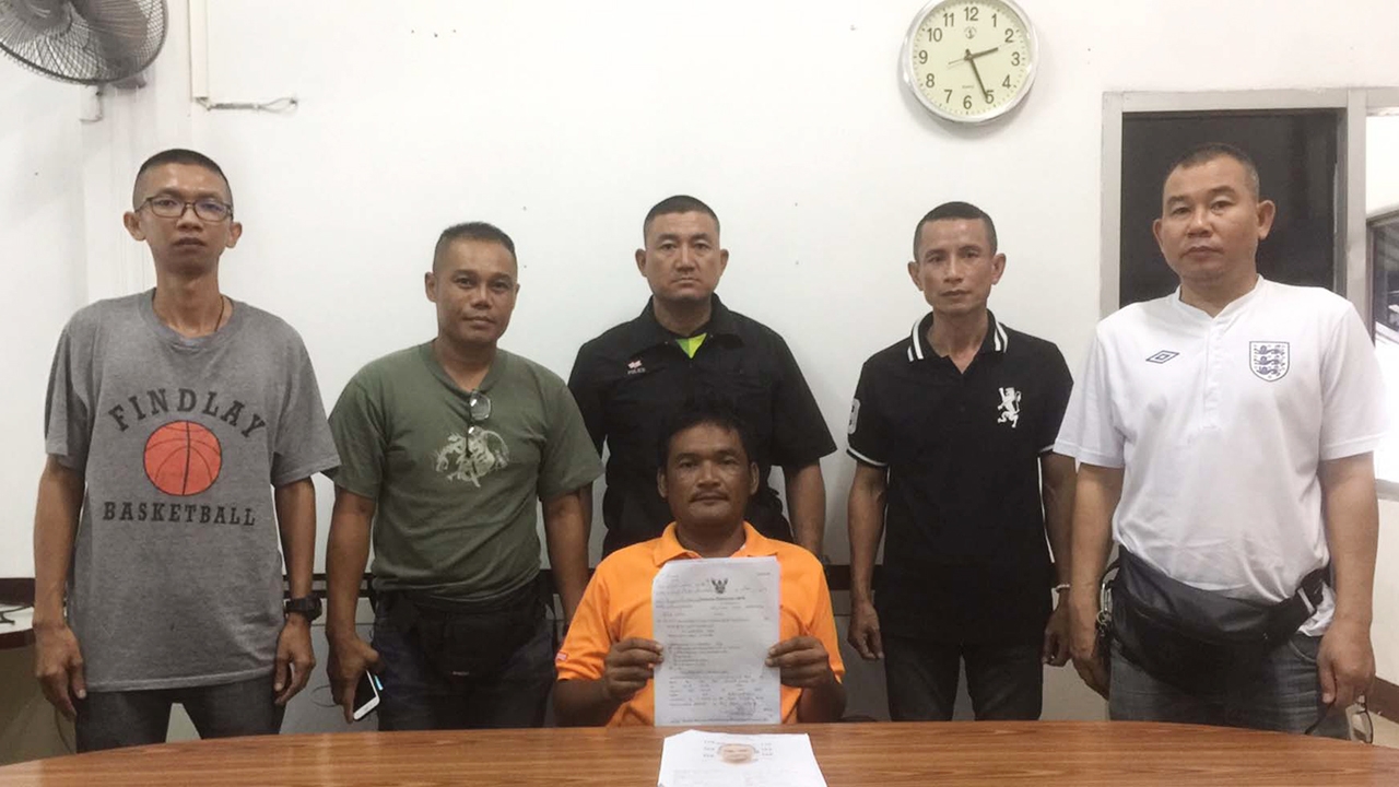 "ไอ้เอ๋" มอบตัวทำร้ายรุ่นพี่ อ้างโมโหไม่จ่ายเงิน ซ้ำถูกด่าบุพการี