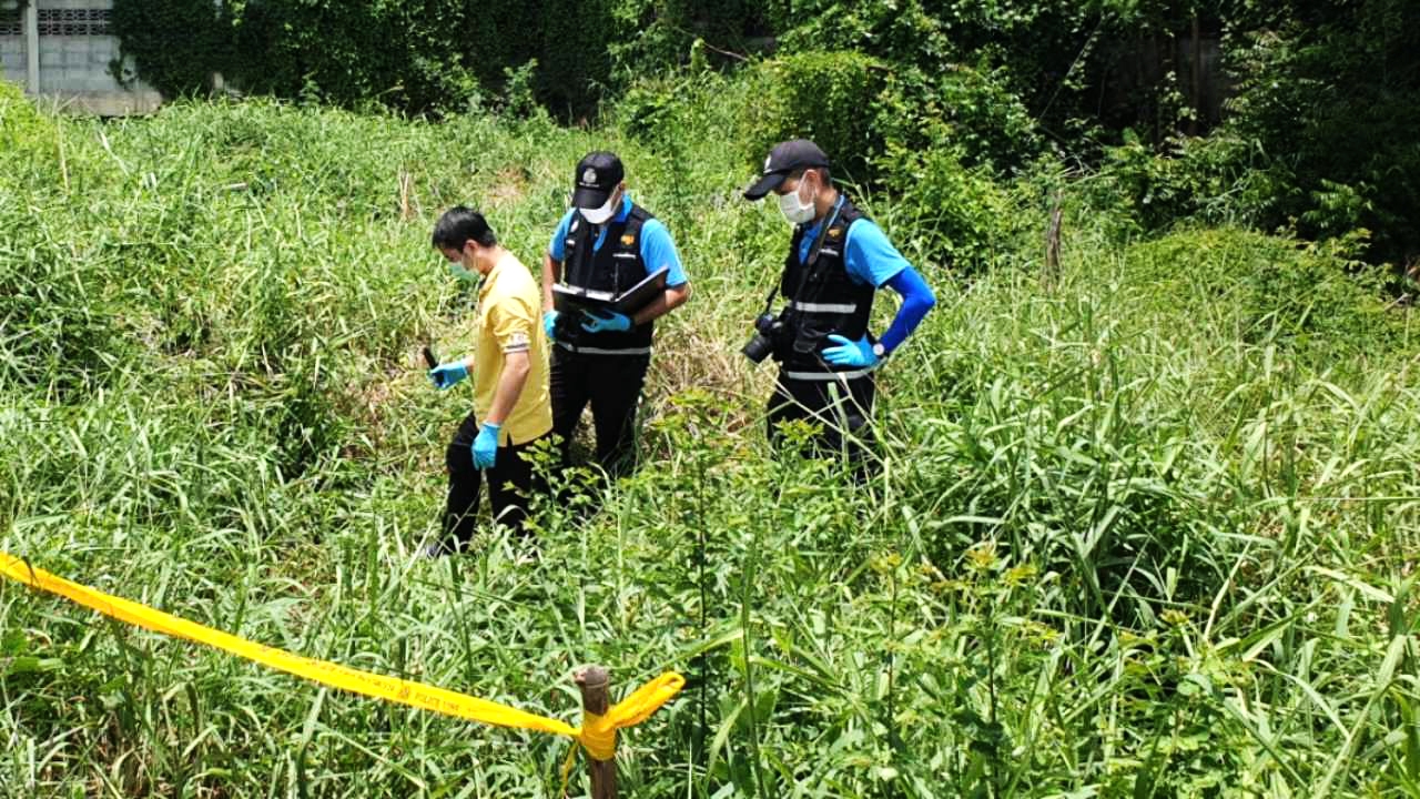 สาวถูกฆ่าในซอยเปลี่ยว นานร่วมเดือนเพิ่งเจอ หลังมีคนทัก "ได้กลิ่นศพ"