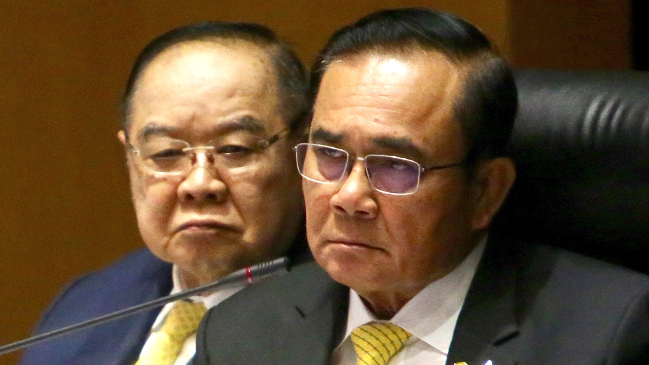 ตัดบัวอย่าให้เหลือใย ชาวเน็ตดันเทรนด์ #ตัดพี่ตัดน้อง ร้อนปรอทแตก (คลิป)