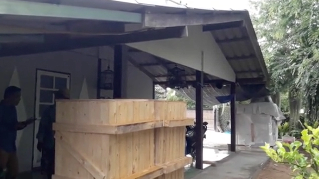 พ่อผัวเผย "ใบปอ" สาวไม่ตรงปก หายตัวบ่อย กลับมาเงินเป็นฟ่อน เพิ่งรู้หลอกลวง