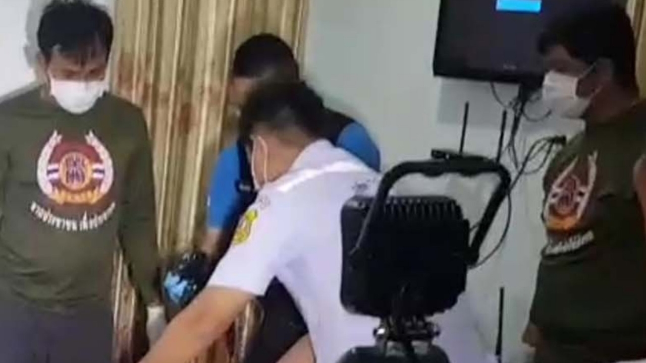 พบศพ ด.ญ.14 หนุนแขนครูวัย 59 ยิงขมับดับคู่คารีสอร์ต ปิดฉากรัก 2 ปี