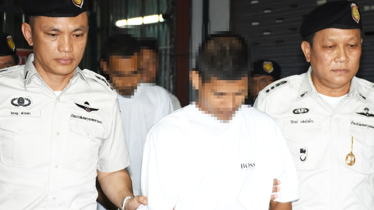 ส่ง 2 มือวางระเบิดป่วนกรุง ไปฝากขังที่เรือนจำชั่วคราว ทุ่งสองห้อง