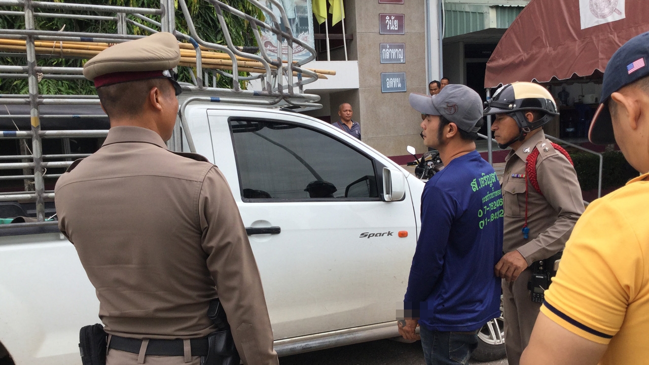 ยิงลูกจ้างดับ แค้นตีท้ายครัว "เถ้าแก่ล้งมะพร้าว" ยืนรอมอบตัว