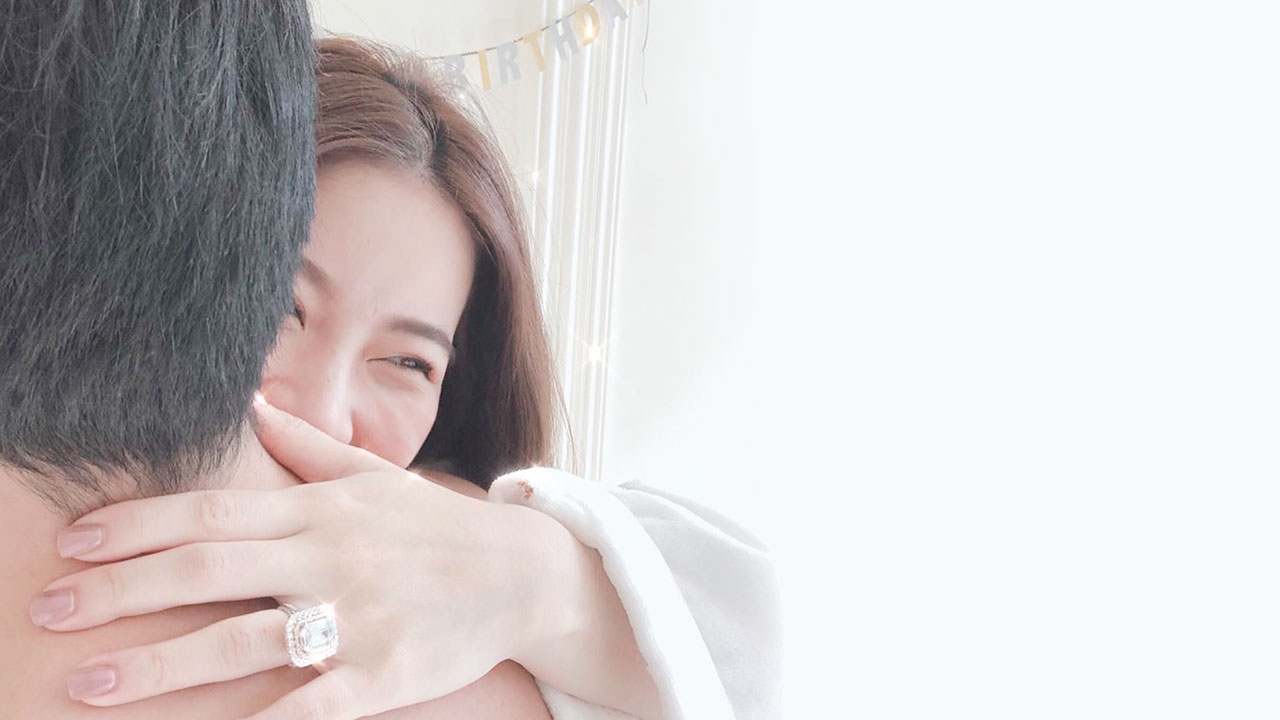 แนน ปิยะดา สะใภ้พันล้าน อวดของขวัญวันเกิดแหวนเพชรเม็ดเท่าไข่ห่าน