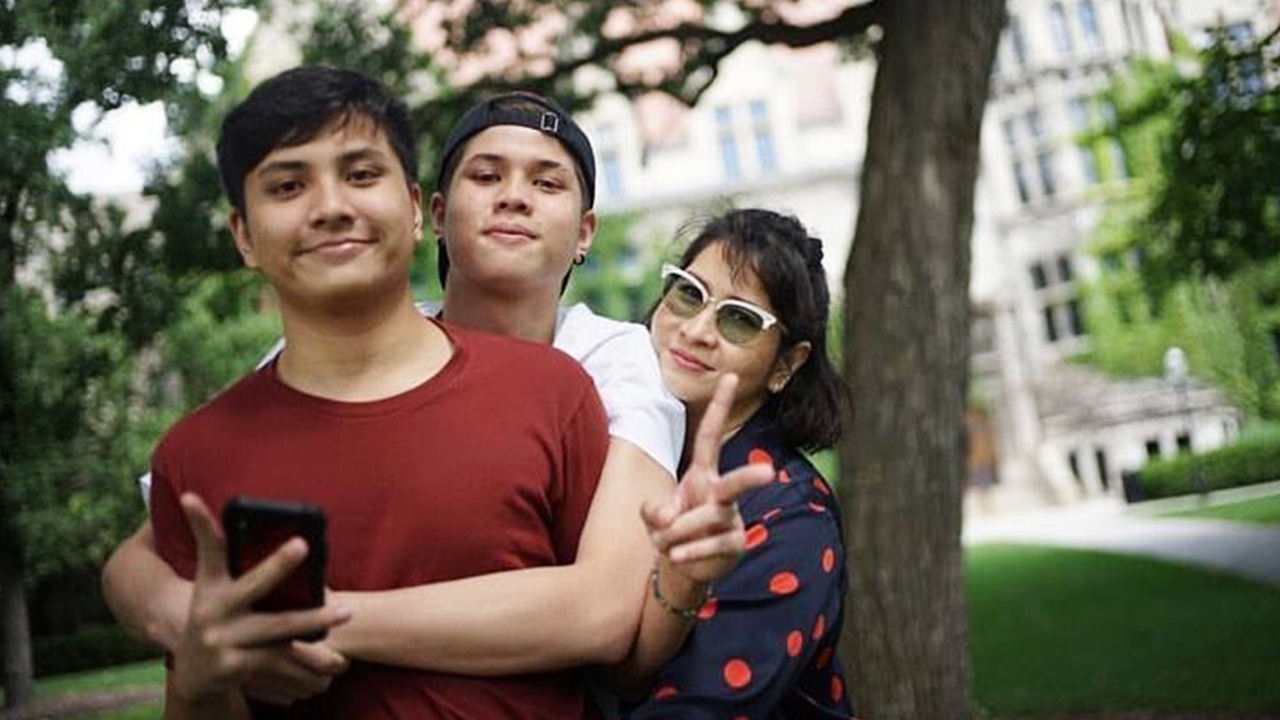 หมิว ลลิตา พาลูกๆ บินไปดูที่เรียนในอเมริกา แต่ชาวเน็ตโฟกัสคนถ่ายภาพ