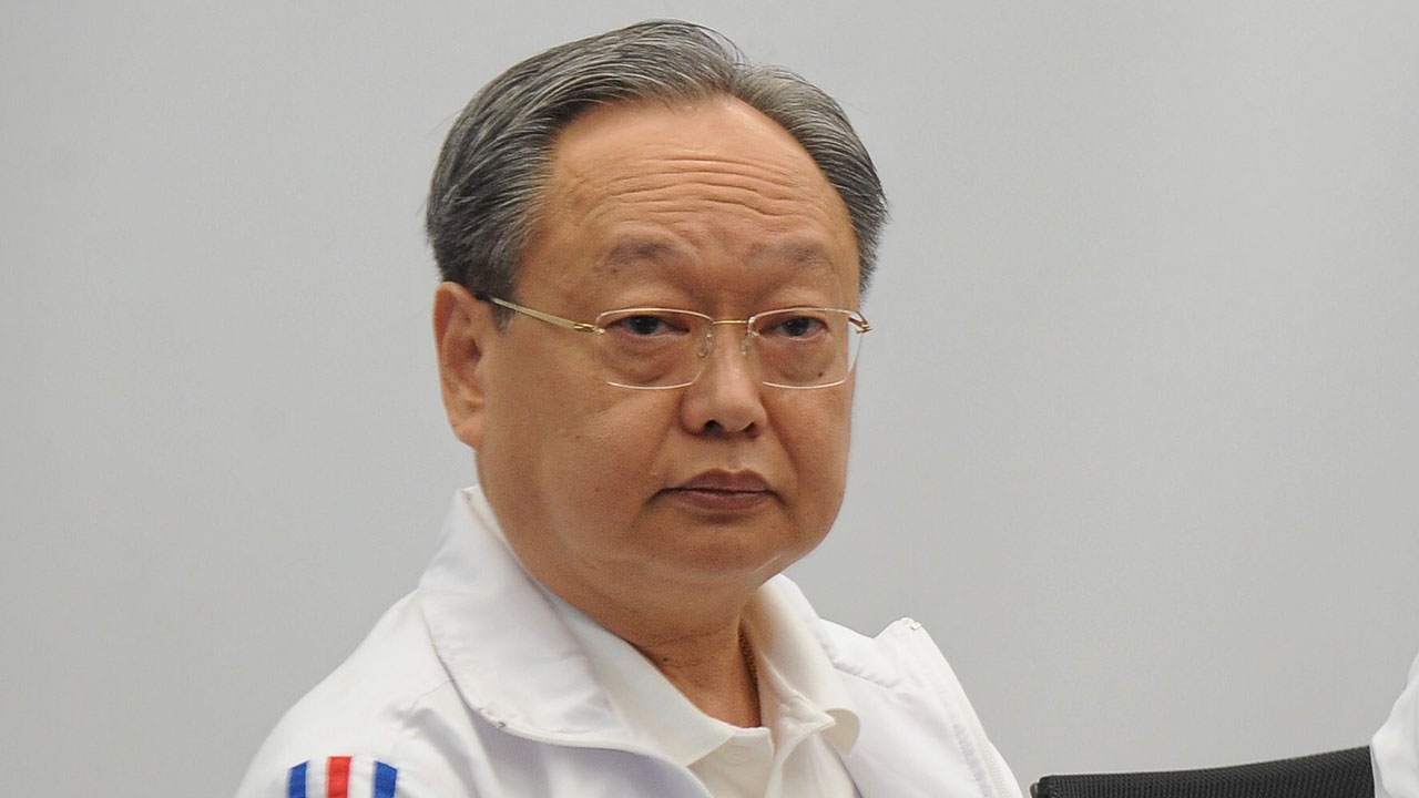 “สนธิรัตน์” ขอ 1 เดือน “โออาร์” เดินหน้าหรือชะลอนำเข้าตลาดหุ้น
