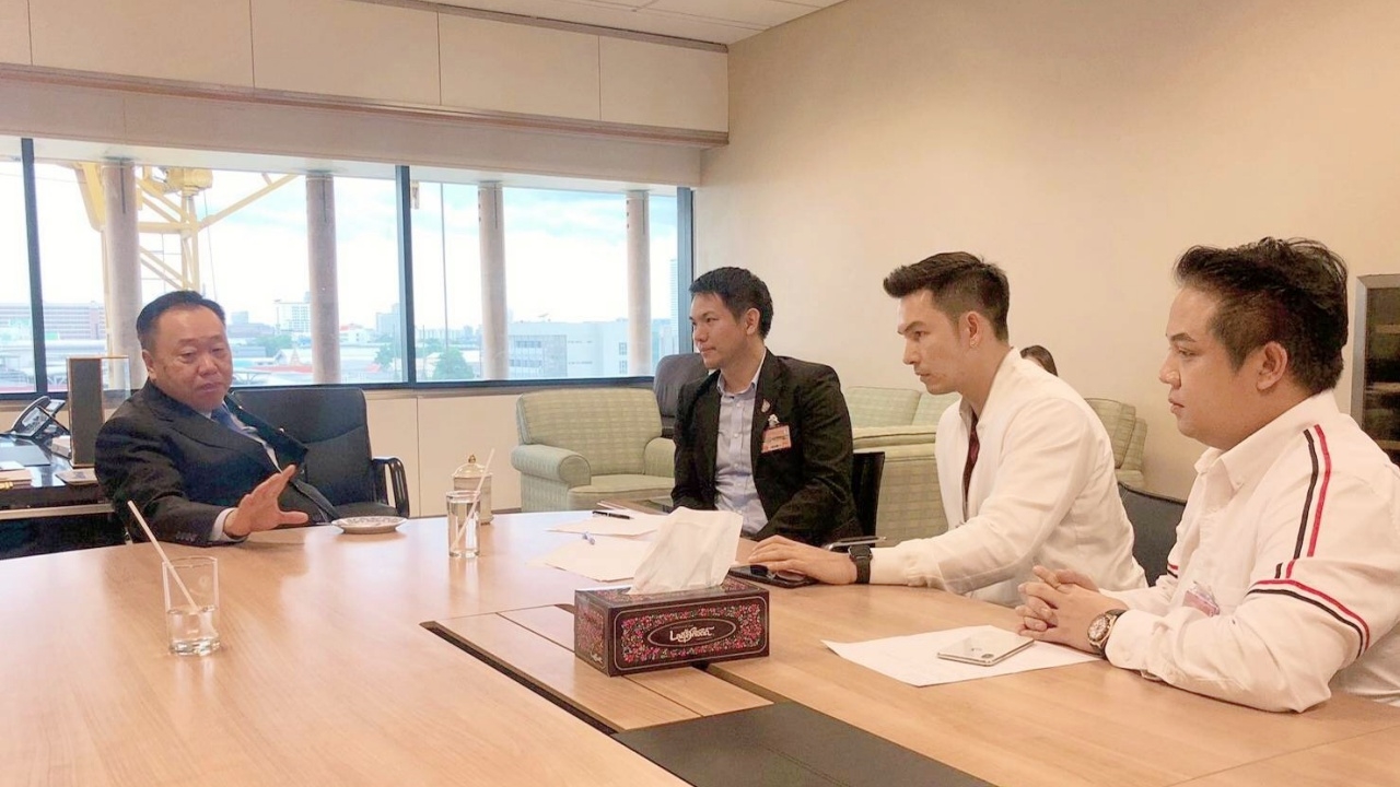 อั้ม-อธิชาติ ฝาก รอง ปธ.สภา ดันข้อเสนอส่งเสริมวงการหนัง-ท่องเที่ยวไทย