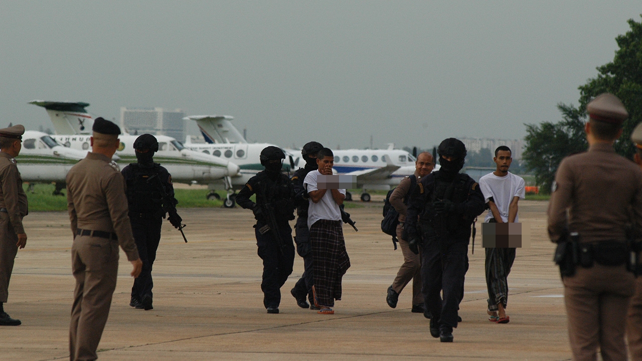 คุม 2 มือบึมเข้ากรุง รองโฆษก ตร.ปัดไม่รู้ มีคนสั่งการจากต่างประเทศ