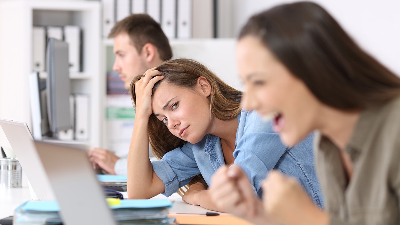 ดีกับเขาไปหมด ยกเว้นตัวเอง