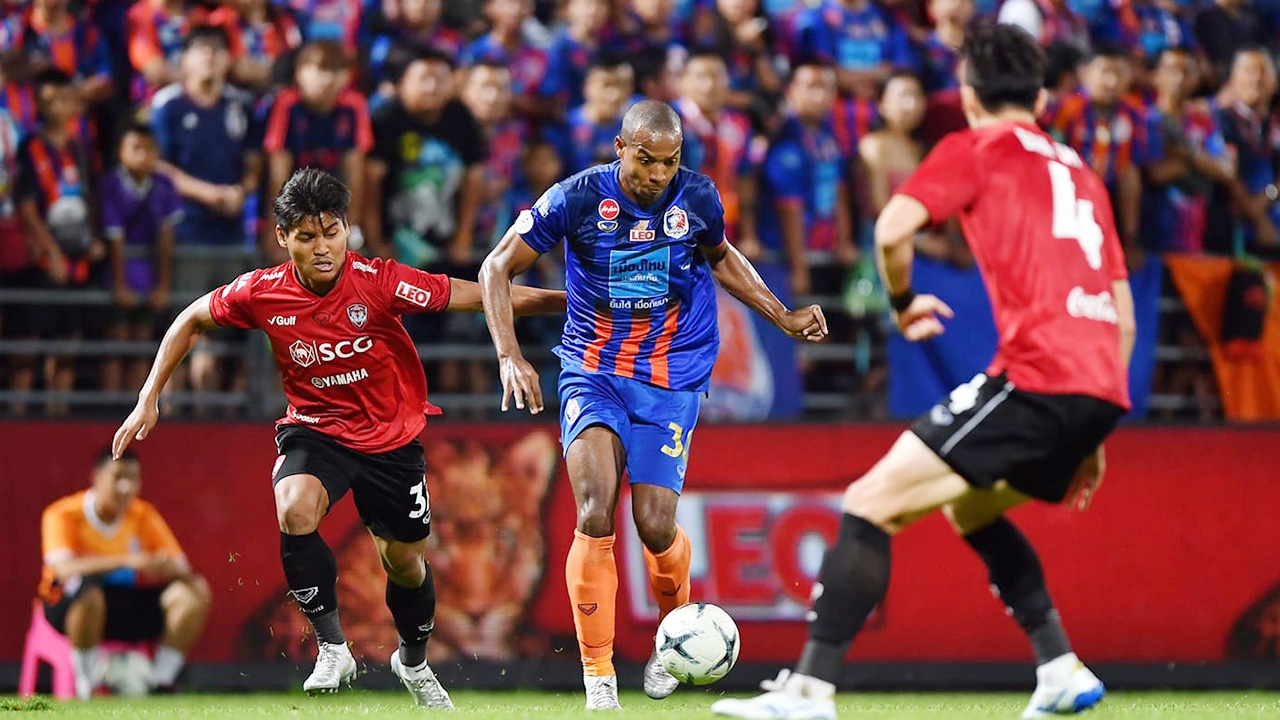 สุมัญญาเบิกร่อง ท่าเรือเปิดบ้านเช็กบิลเมืองทองฯ 2-0 
