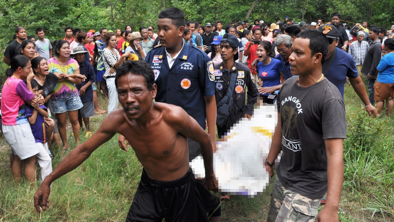 เด็กหญิง 14 ปีที่พัทลุง แอบไปเล่นน้ำบ่อดินกับเพื่อน จมลึก 10 เมตรดับอนาถ