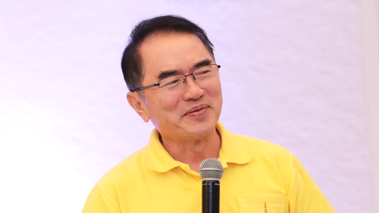 วรงค์ อัด อดีตรองนายกฯไทย อวย"ปู" ไม่แปลกใจ รธน.กับสำนึก ควรแก้อะไรก่อน