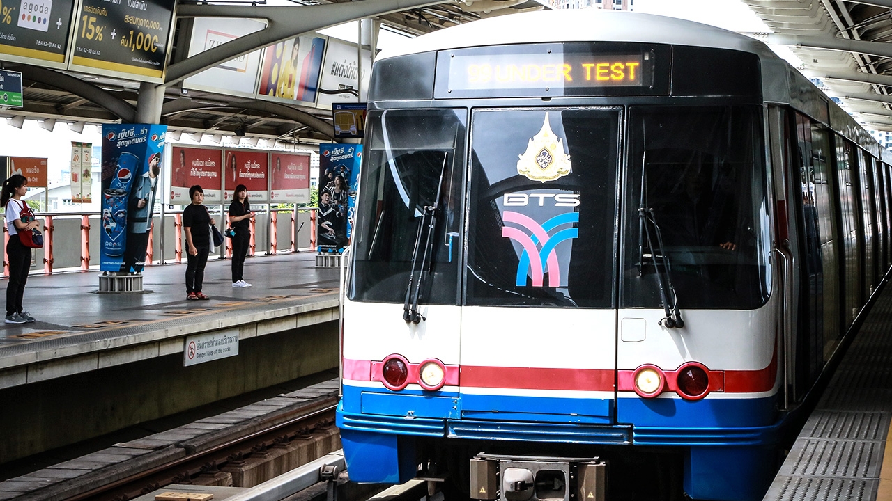 ดีเดย์ รถไฟฟ้าบีทีเอส "สถานีห้าแยกลาดพร้าว" เปิดให้บริการฟรีวันแรก