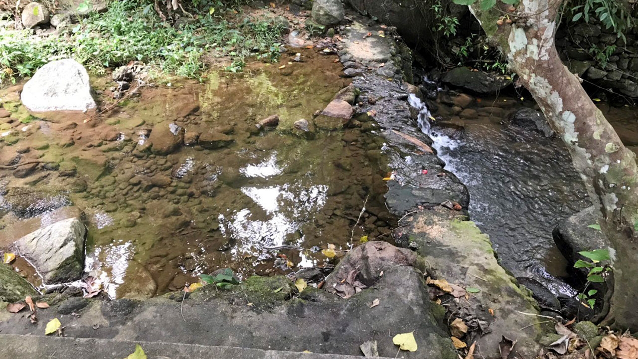 น้ำตกกระทู้ขยะเกลื่อน ทัศนียภาพเสียหาย ไม่เจริญหูเจริญตา