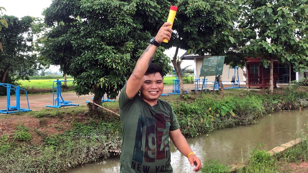 โอละพ่อ "ดวงไฟปริศนา" บนท้องฟ้า ที่แท้ "พลุส่งสัญญาณ" จุดบูชาเสด็จเตี่ย