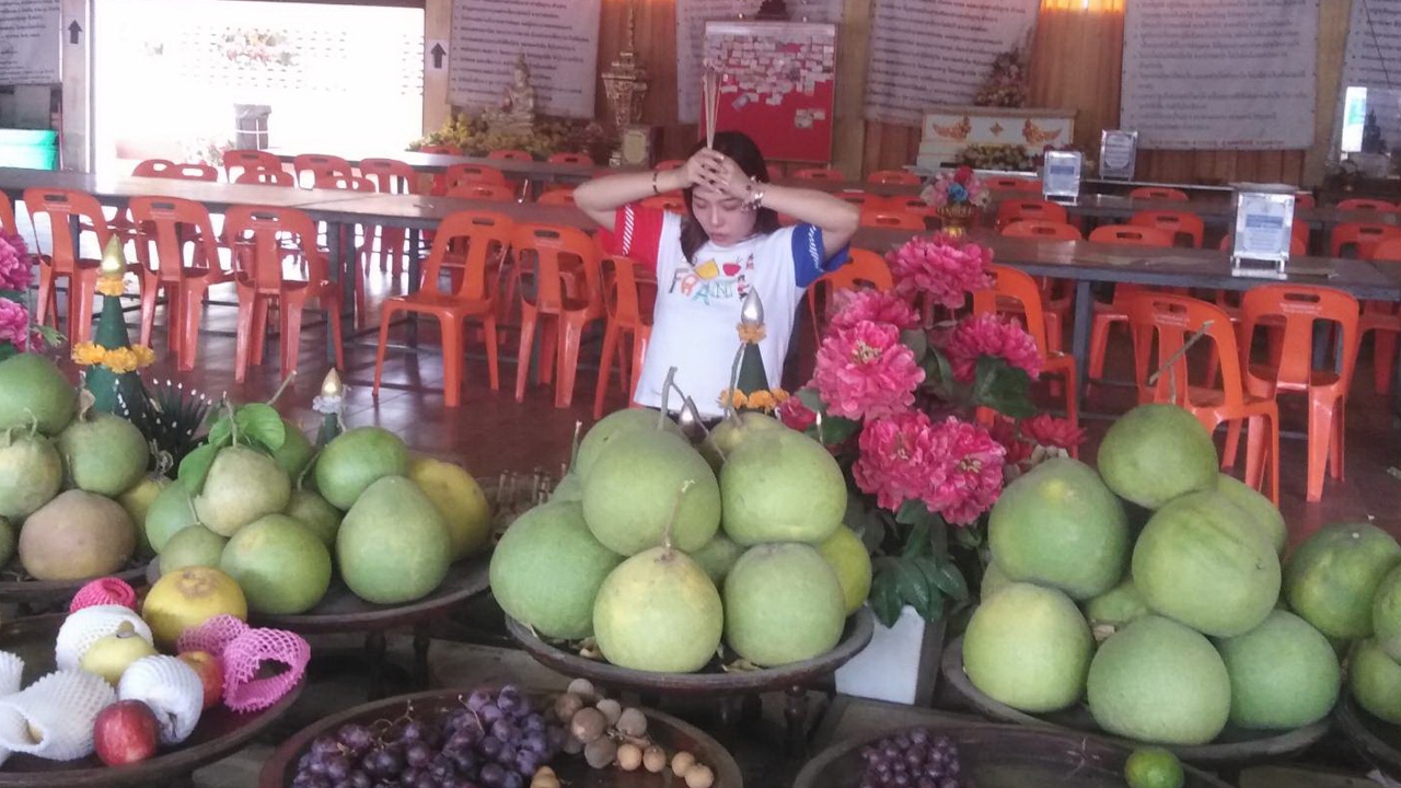 สาวไต้หวันบินตรงมาแก้บน "หลวงพ่อสมหวัง" หลังธุรกิจรุ่งเรืองดั่งที่ขอ