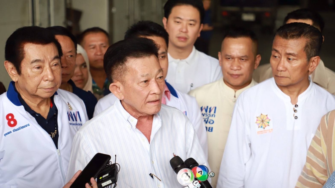 “สมพงษ์” เชื่อประชาชนอยากฟัง ไม่อยากให้ประชุมลับ ปมถวายสัตย์ฯ  