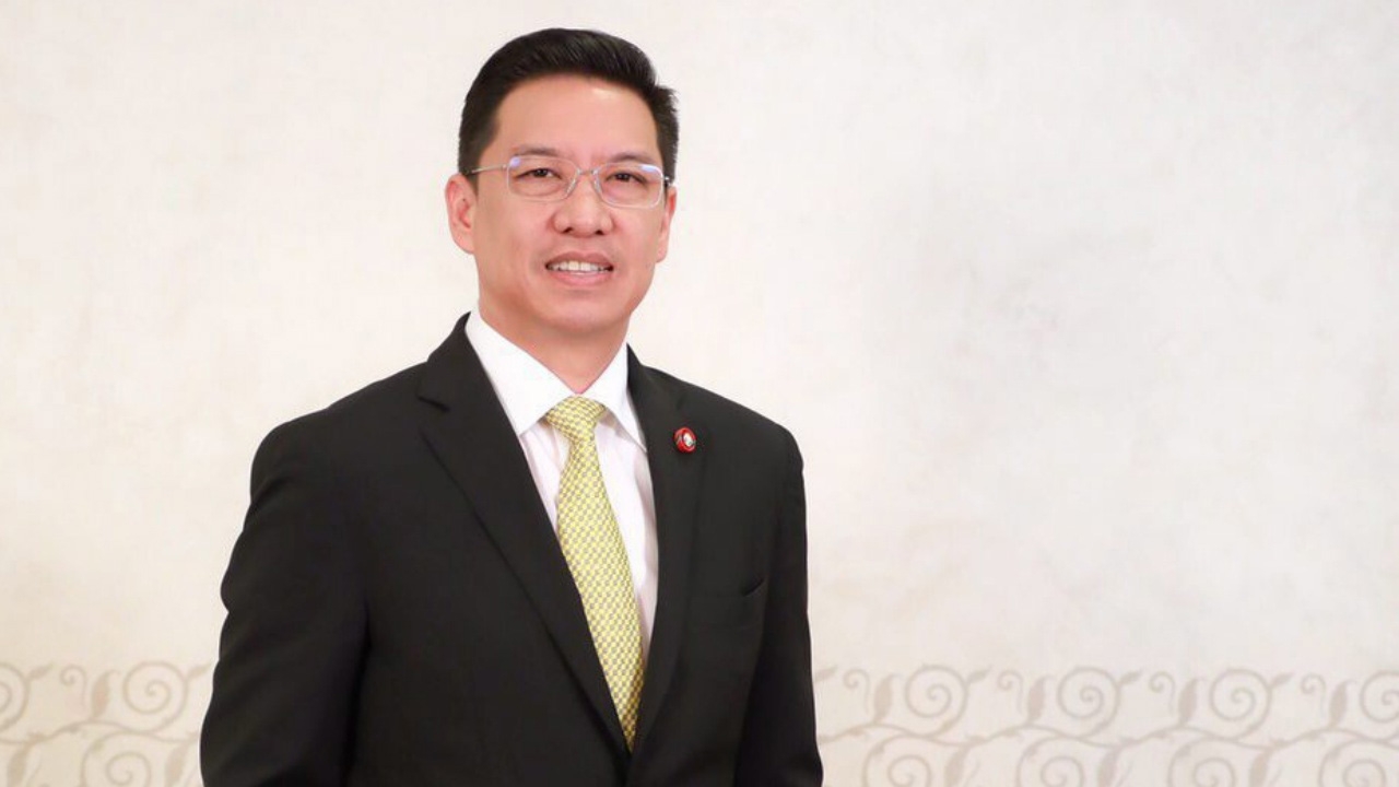 "พุทธิพงษ์" สั่งไปรษณีย์ไทยศึกษา ติดเครื่องตรวจยาเสพติด-วัตถุอันตราย