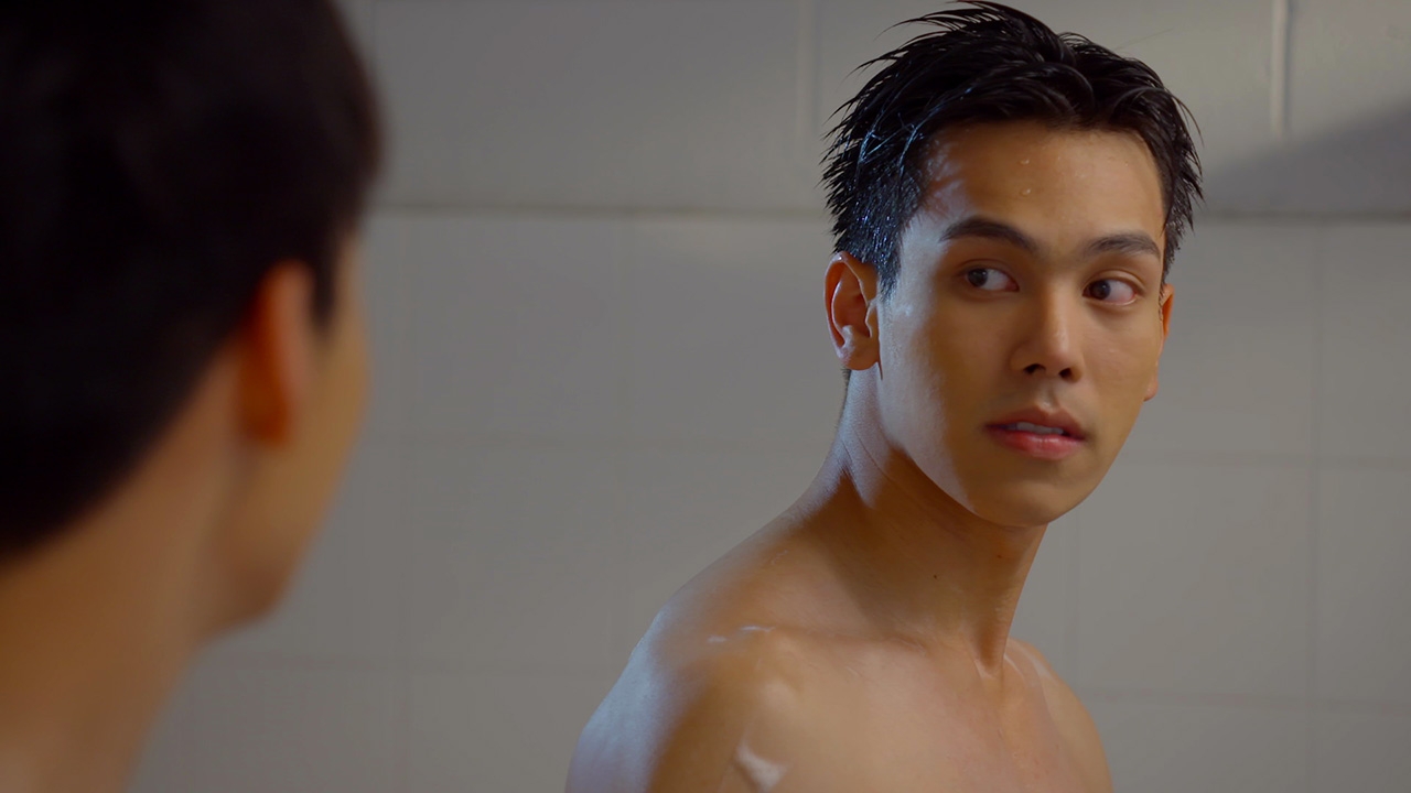 “ตรี-เน๋ง” ขึ้นแท่นหนุ่มฮอต อวดซิกซ์แพ็กล่ำ เข้าฉากอาบน้ำใน "ภาตุฆาต"