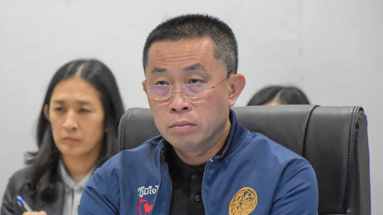 ศักดิ์สยาม จี้ กรมการขนส่งทางบก สุ่มตรวจรถสาธารณะกันอุบัติเหตุ