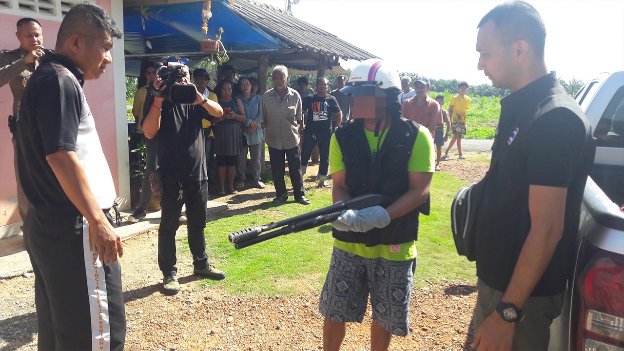 ตร.ทุ่งใหญ่ จับมือฆ่าอริดับ ปมขัดแย้งเจาะบ่อบาดาล อ้างยิงปกป้องพ่อ