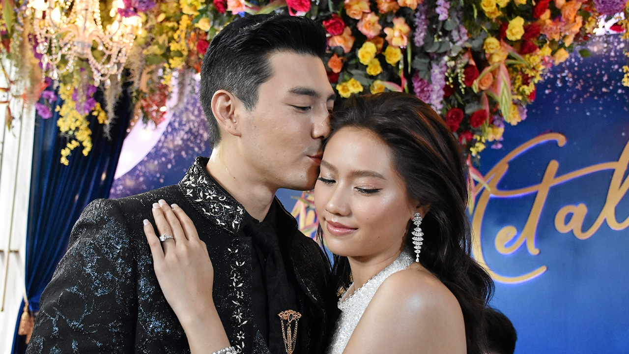 งานสมรส โดม-เมทัล แขกนึกว่ามาผิดงานนักร้องสลับหน้ายึดไมค์เหมือนมาดูคอนเสิร์ต