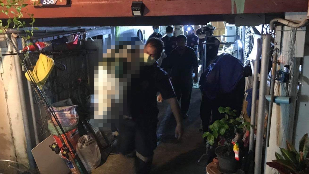 สลด ลุงวัย 74 ป่วยท้อชีวิต บ่นอยากตาย จุดไฟเผาตัวเองดับคาบ้าน 
