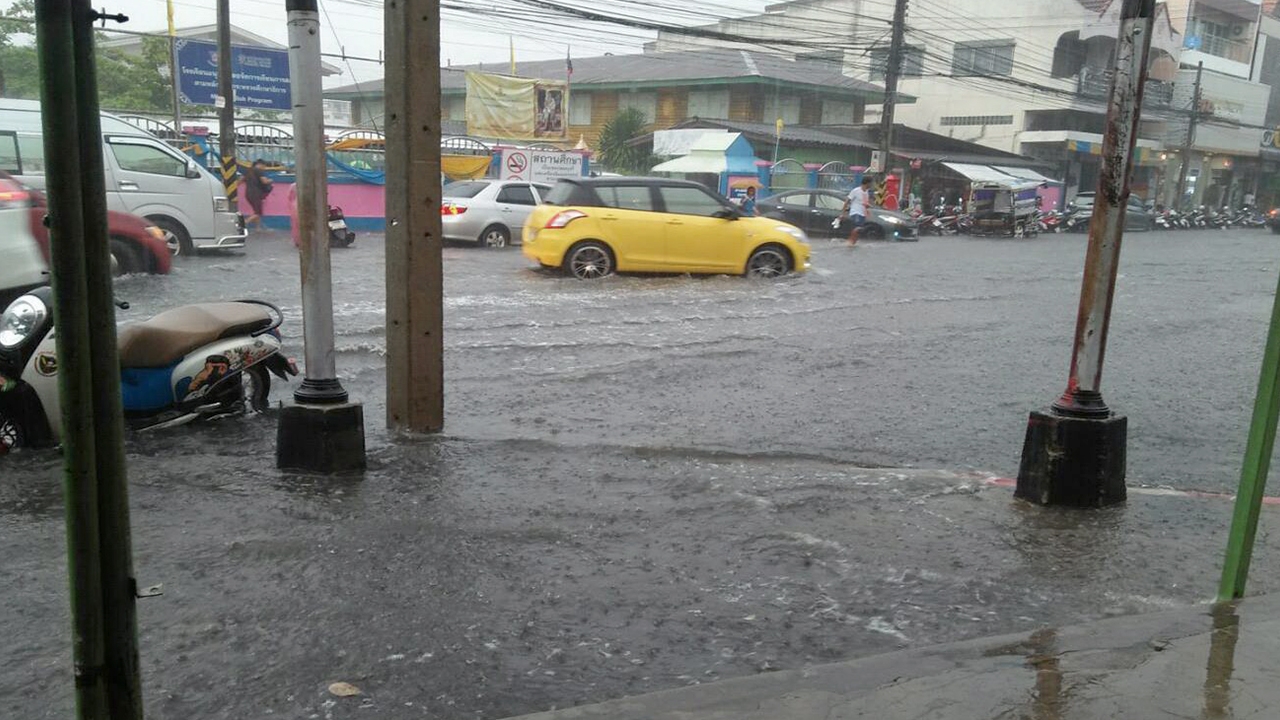 'เหนือ-อีสาน'มีฝนและตกหนักบางแห่ง กทม.เบาบางโดนร้อยละ30