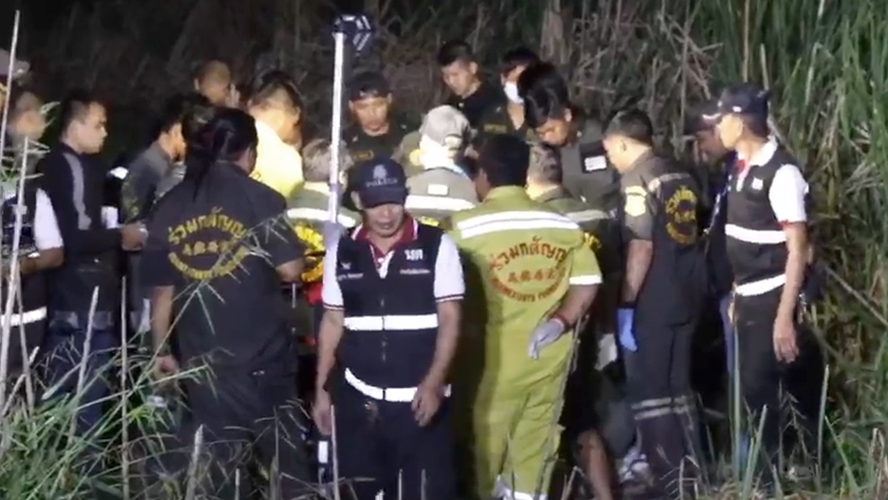 พบศพสาว ถูกเพื่อนแฟนล่อล่วง ศพหมกพงหญ้า