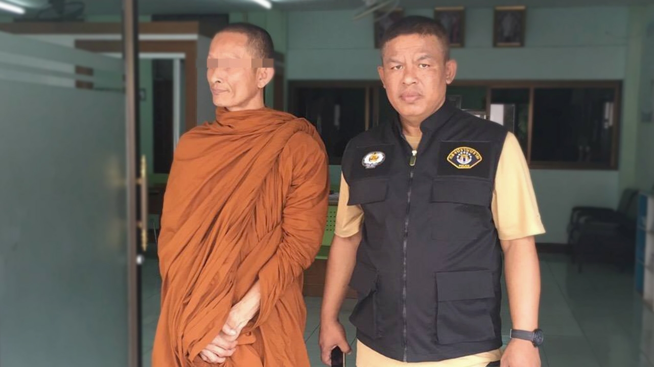จับคาผ้าเหลือง หลวงพี่หนีคดี งัดหน้าต่างข่มขืนสาว เหตุโดนปฏิเสธรัก