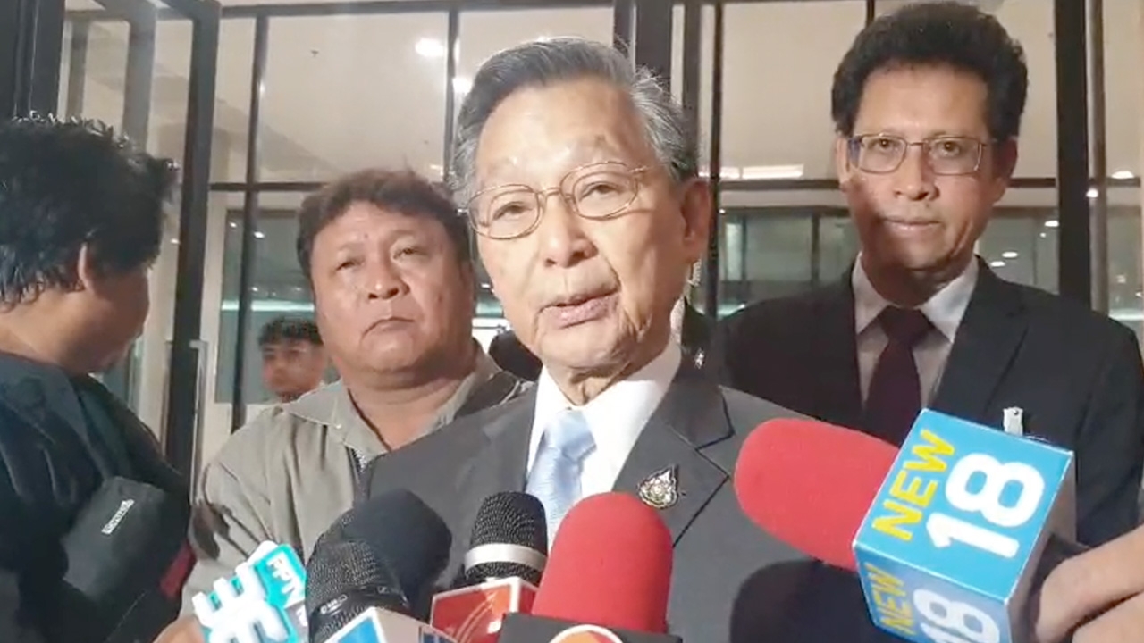 ชวน ยัน 18 ก.ย. อภิปรายปมถวายสัตย์ฯ ต่อ แม้ ศาล รธน.ไม่รับคำร้อง