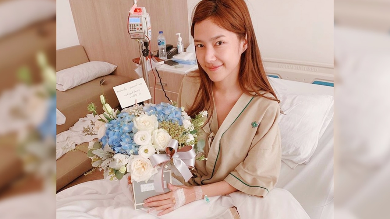 แนท ณัฐชา เตือนสาวๆ ปวดท้องหนักจนซีสต์ในรังไข่แตก ถูกหามส่งโรงพยาบาล