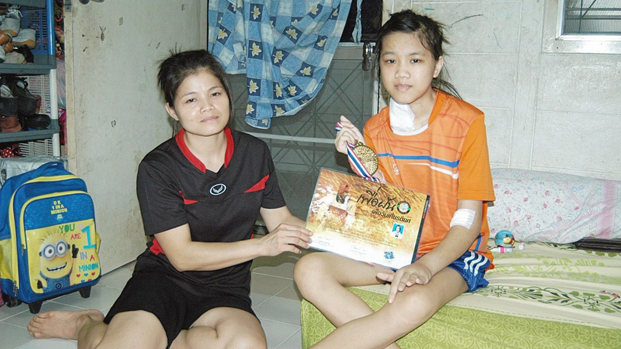 "น้องยุ้ย" อดีตนักเทควันโดเยาวชน เสียชีวิตแล้ว แม่เศร้าไม่มีเงินทำศพลูก