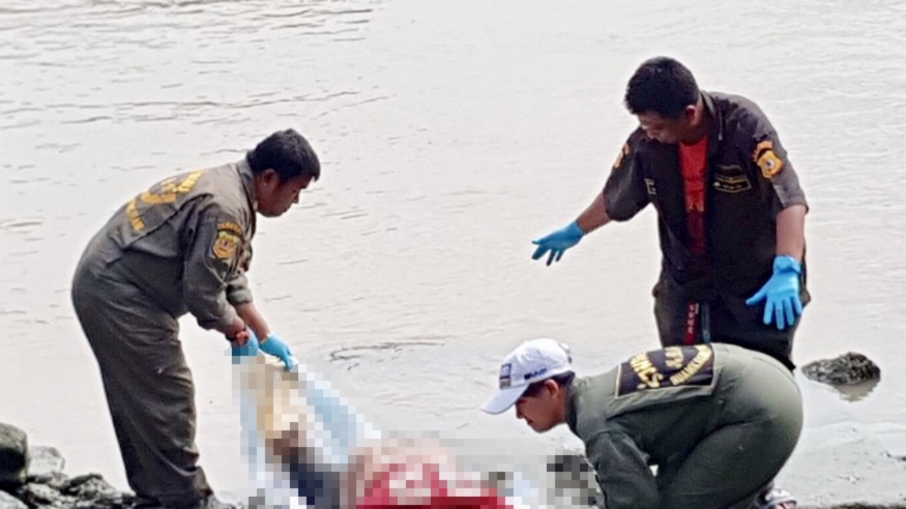พบชายวัย 49 ลอยอืดในเจ้าพระยา ตร.คาดทะเลาะเมียแล้วเครียดโดดน้ำตาย