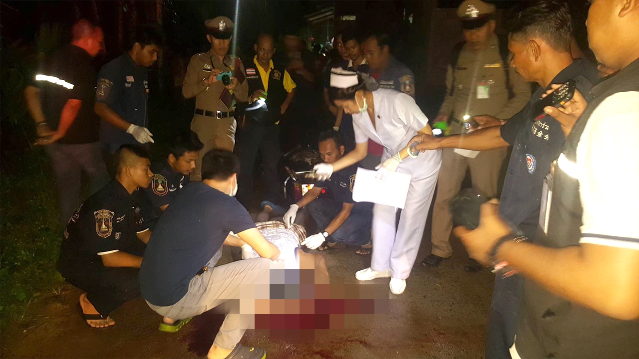 ดักยิงหนุ่มใหญ่ดับคาถนน หลังเก็บมังคุดที่สวนเตรียมนำไปขาย ตั้ง 2 ปมฆ่า